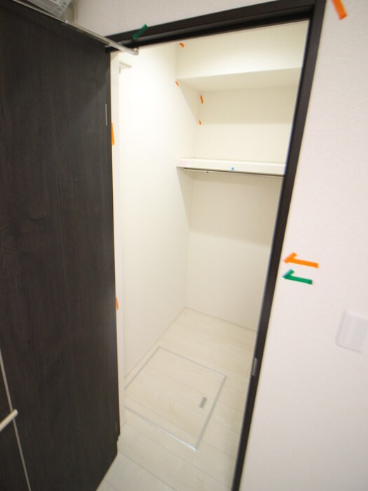 物件内観写真12　(収納)