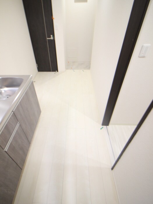 物件内観写真13　(廊下)