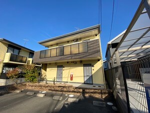 ロイヤル京田辺Ｂ外観写真