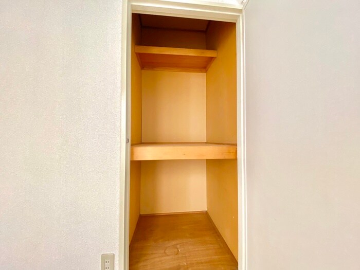 物件内観写真22　(収納)
