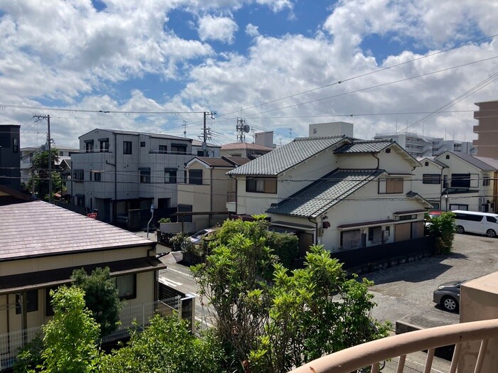 物件内観写真22　(室内からの展望)