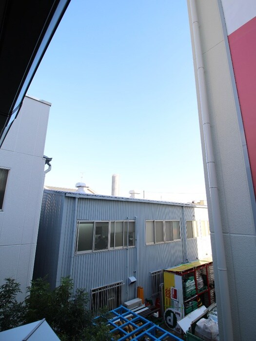 物件内観写真15　(室内からの展望)