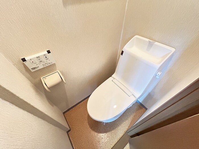 物件内観写真14　(トイレ)