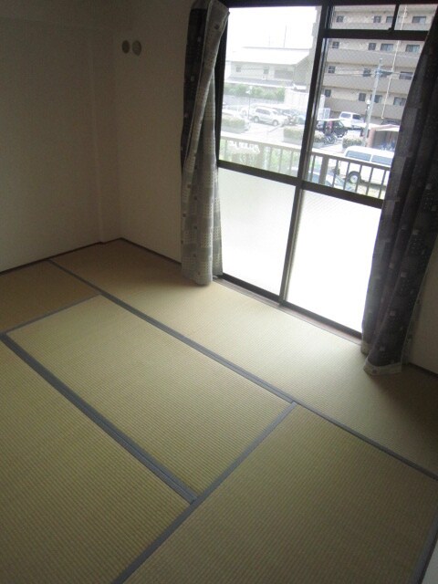 物件内観写真13　(居室)