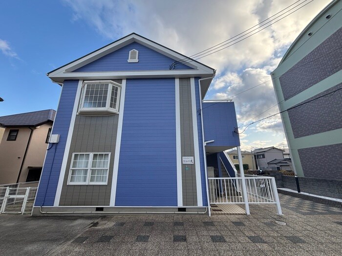 物件外観写真2　(外観写真)