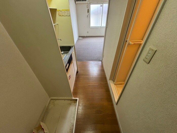 物件内観写真19　(廊下)