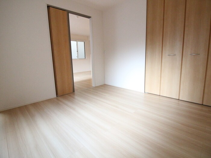 物件内観写真8　(居室)