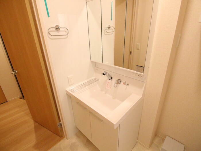 物件内観写真9　(洗面)