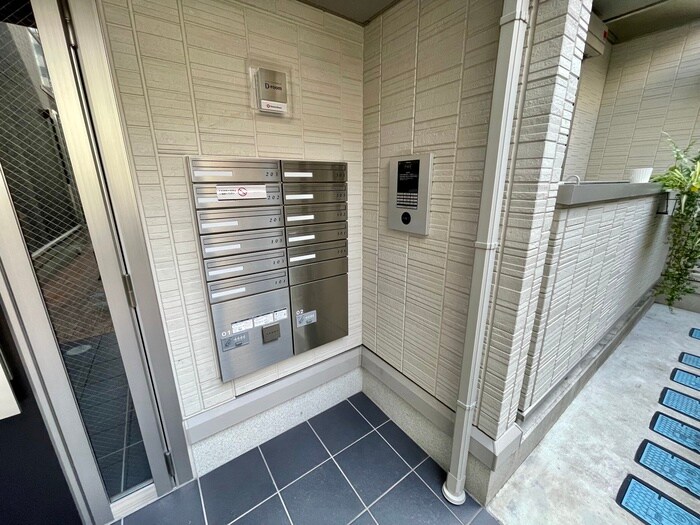 物件外観写真6　(建物設備)