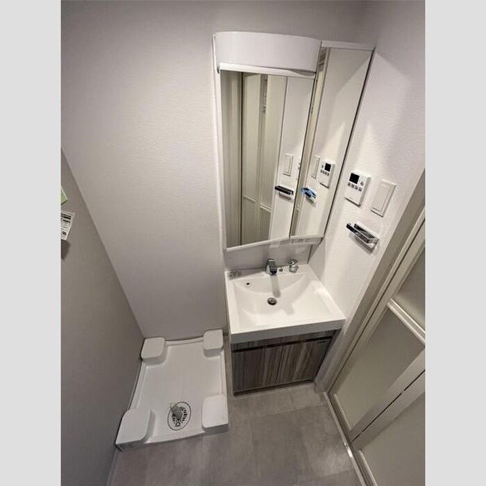 物件内観写真10　(洗面)