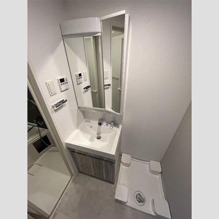 物件内観写真10　(洗面)