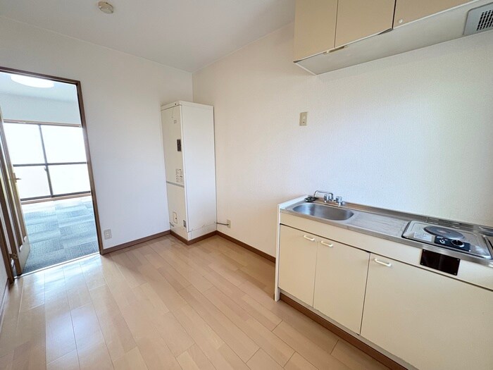 物件内観写真10　(居室)