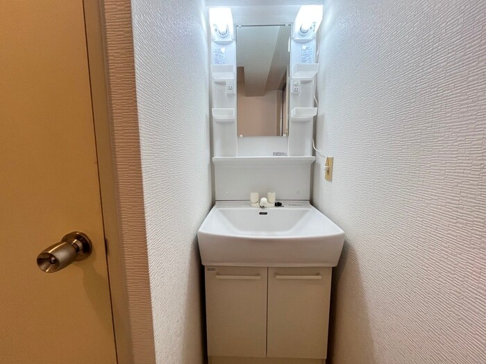 物件内観写真6　(洗面)