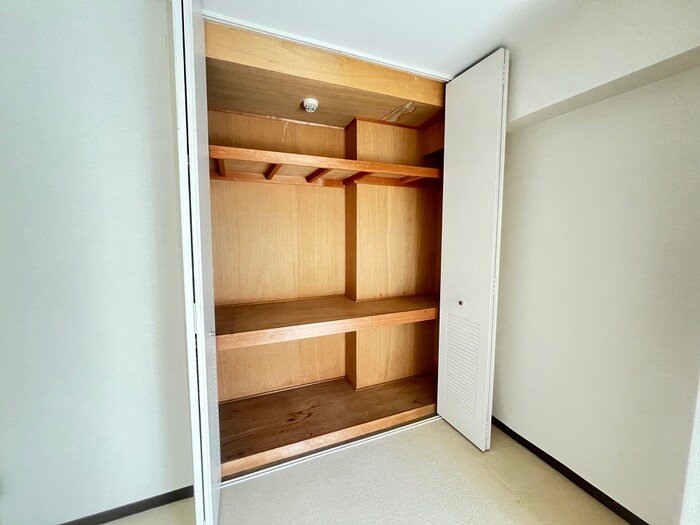 物件内観写真9　(収納)