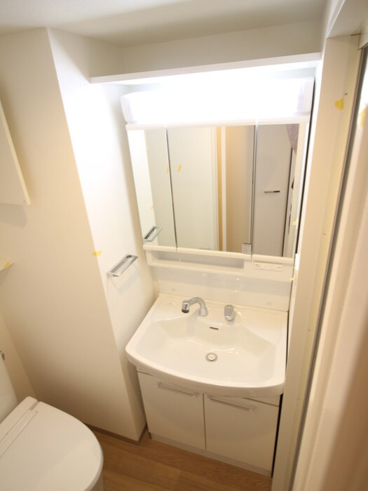 物件内観写真8　(洗面)