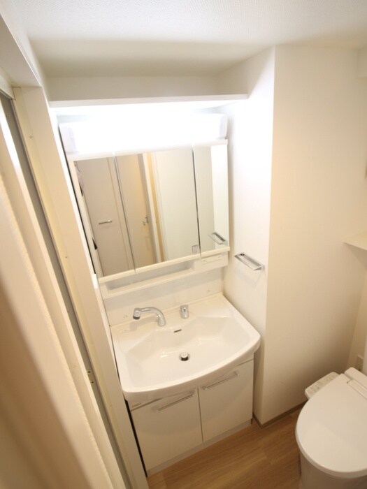 物件内観写真9　(洗面)