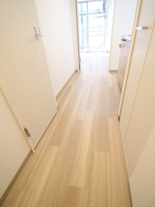 物件内観写真19　(廊下)