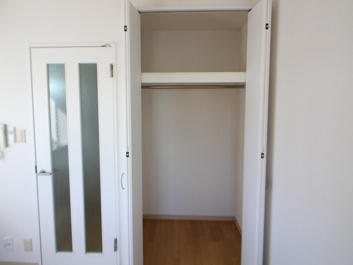 物件内観写真13　(収納)