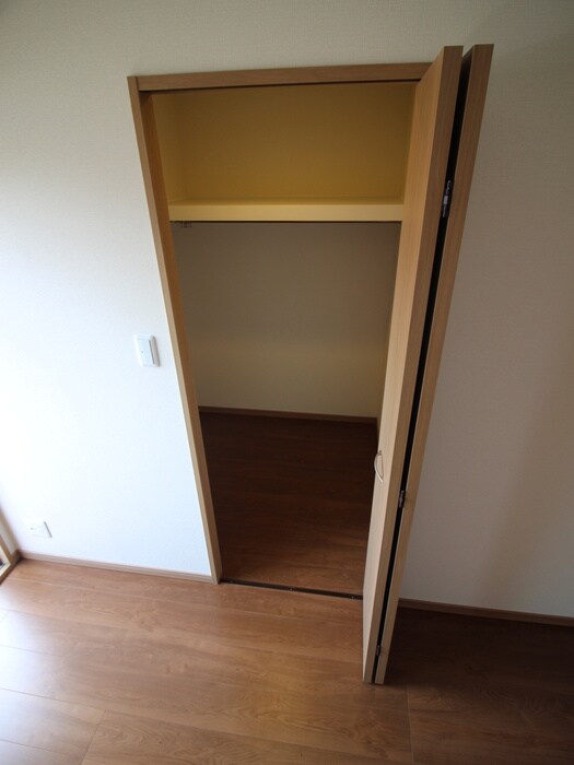 物件内観写真15　(収納)