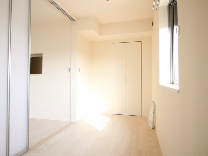 物件内観写真10　(居室)