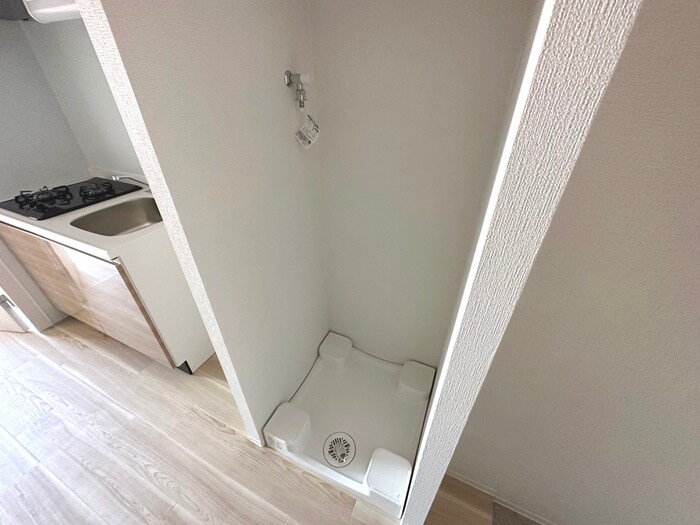 物件内観写真14　(洗濯機置場)