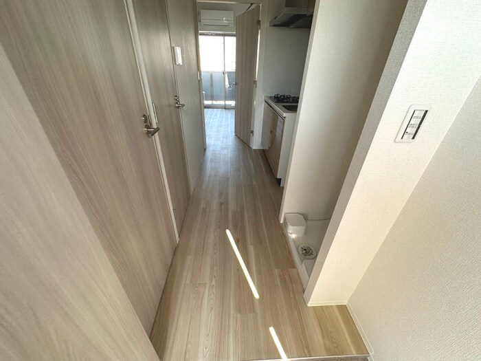 物件内観写真18　(廊下)