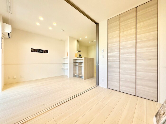 物件内観写真9　(居室)