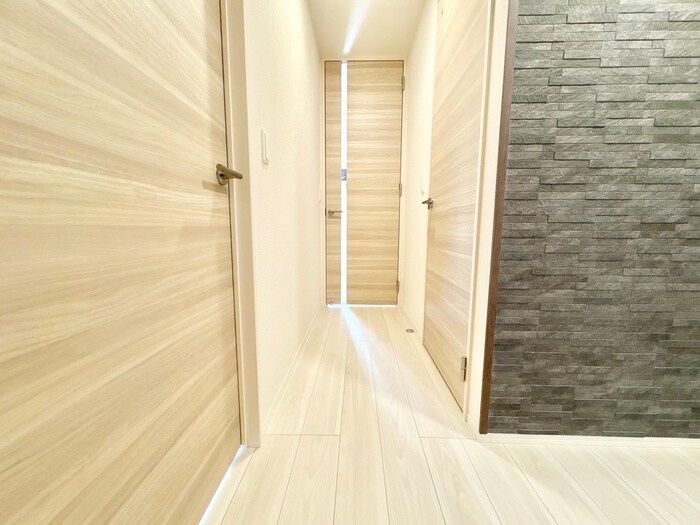 物件内観写真18　(廊下)