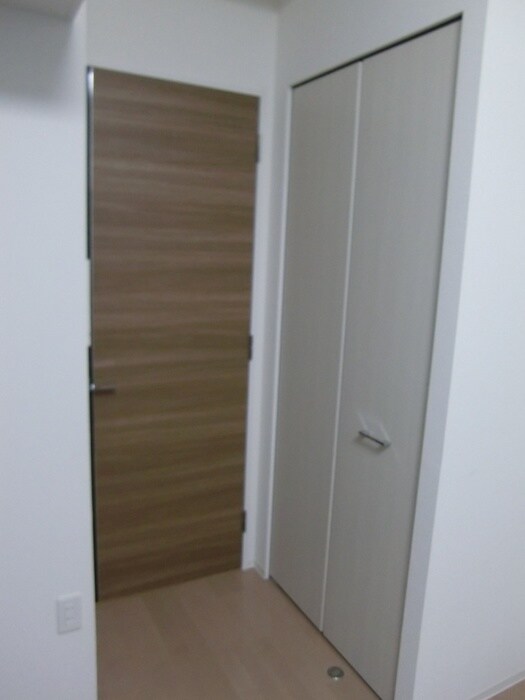 物件内観写真13　(収納)