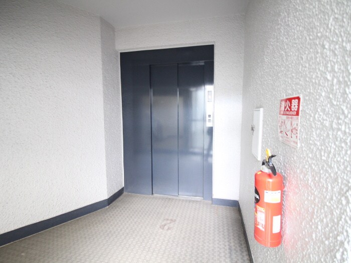 物件外観写真6　(建物設備)