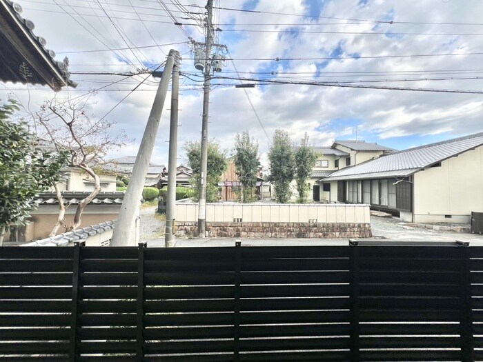 物件内観写真16　(室内からの展望)