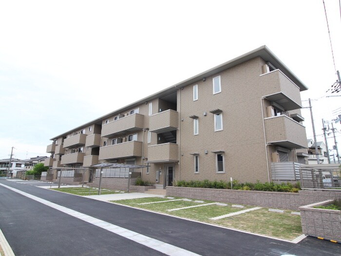 ソフィアコート鳥飼　Ａ棟の物件外観写真