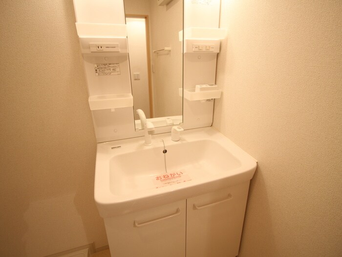 物件内観写真6　(洗面)