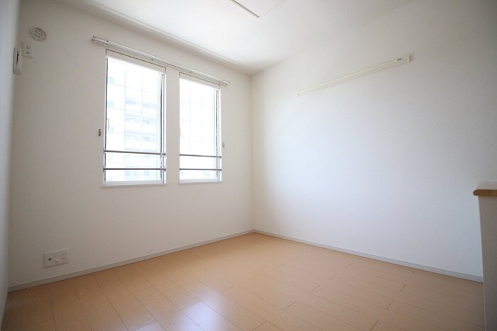 物件内観写真17　(居室)