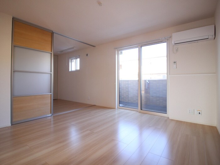 物件内観写真8　(内観写真)