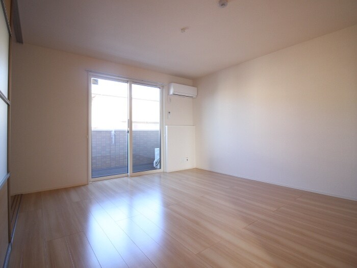 物件内観写真19　(居室)