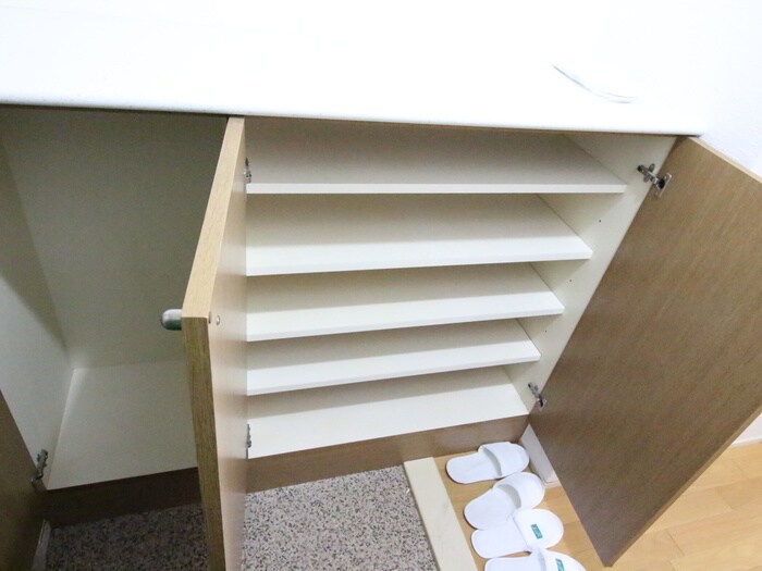 物件内観写真18　(靴箱)