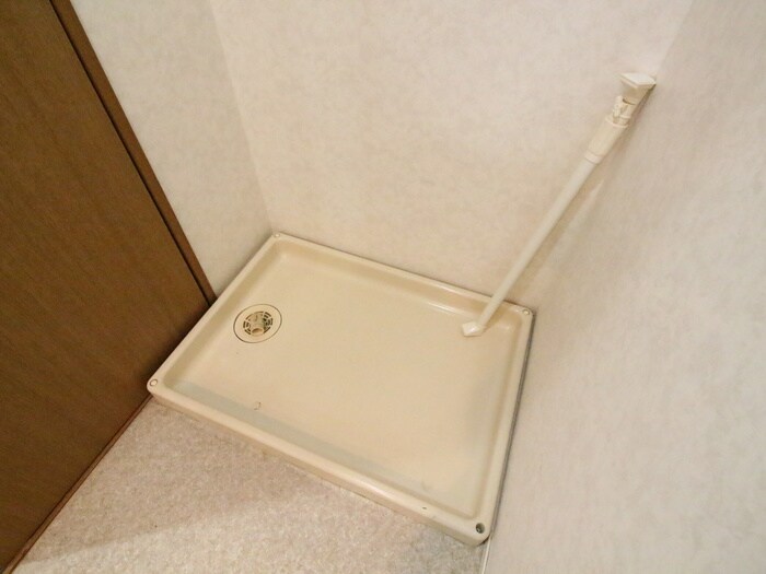 物件内観写真21　(洗濯機置場)