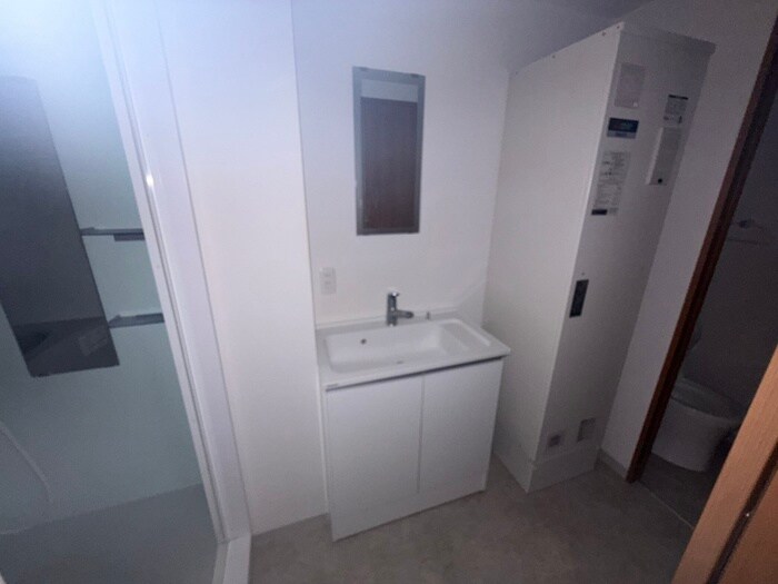 物件内観写真13　(洗面)