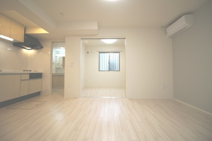 物件内観写真8　(居室)