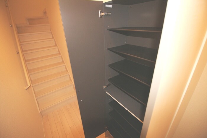 物件内観写真21　(靴箱)