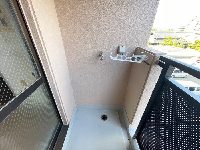 物件内観写真19　(洗濯機置場)