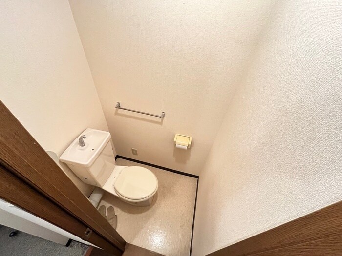 物件内観写真11　(トイレ)
