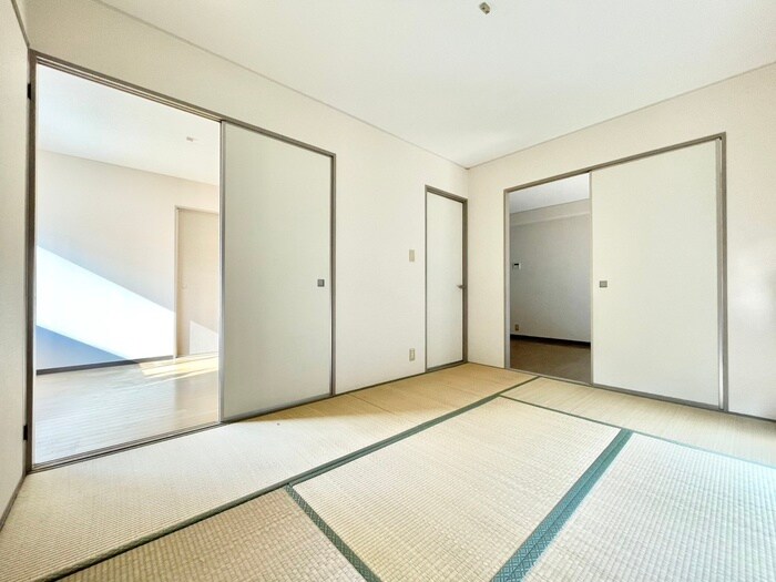 物件内観写真9　(居室)