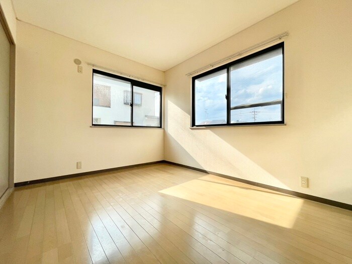 物件内観写真11　(居室)