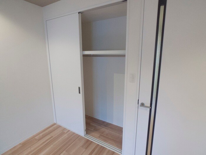 物件内観写真11　(収納)