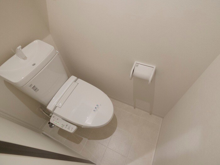 物件内観写真15　(トイレ)