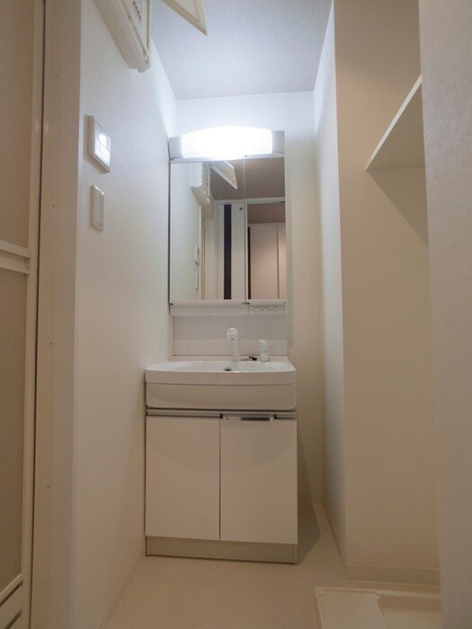 物件内観写真16　(洗面)