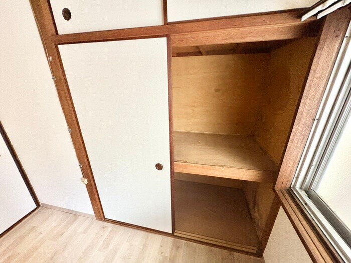 物件内観写真11　(収納)