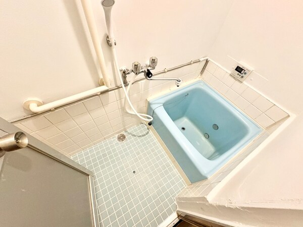 バス／シャワールーム等